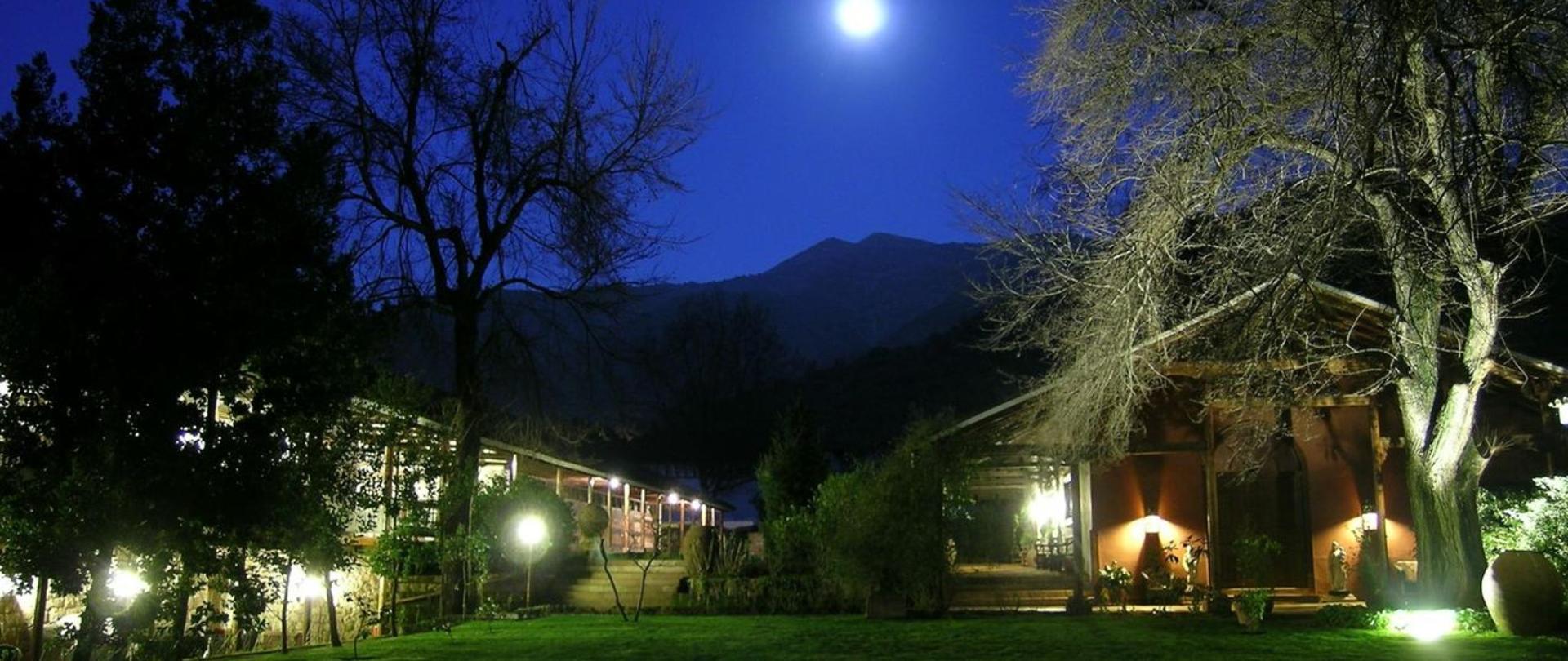 Areas Verdes noche Los Lingues